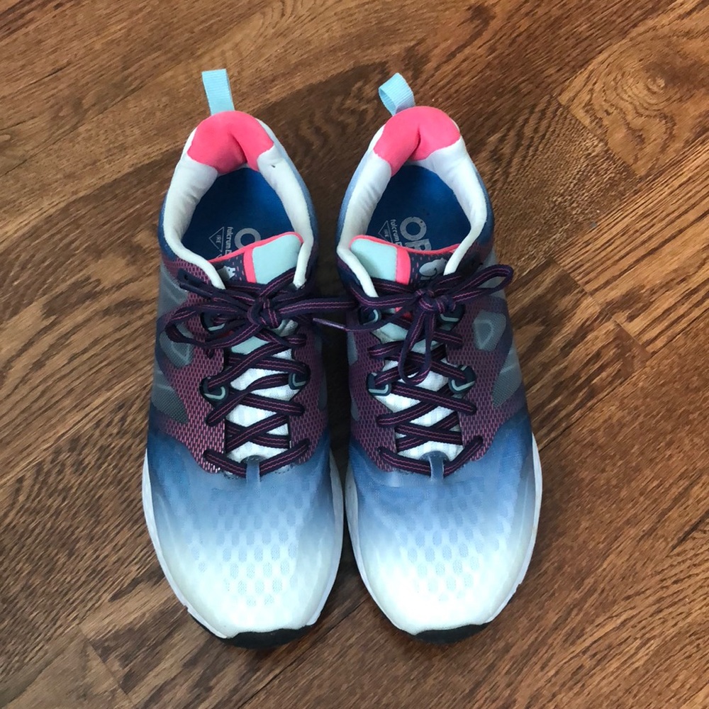 Karhu running shoe, size 7.5, worn twice